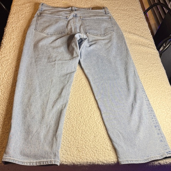 Madewell The Perfect Vintage Straight Button Fly Light Wash Jeans - Picture 5 of 7